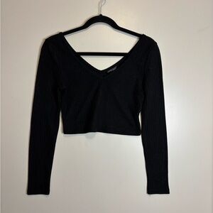 SHEIN Black Ribbed V-Neck Crop Top